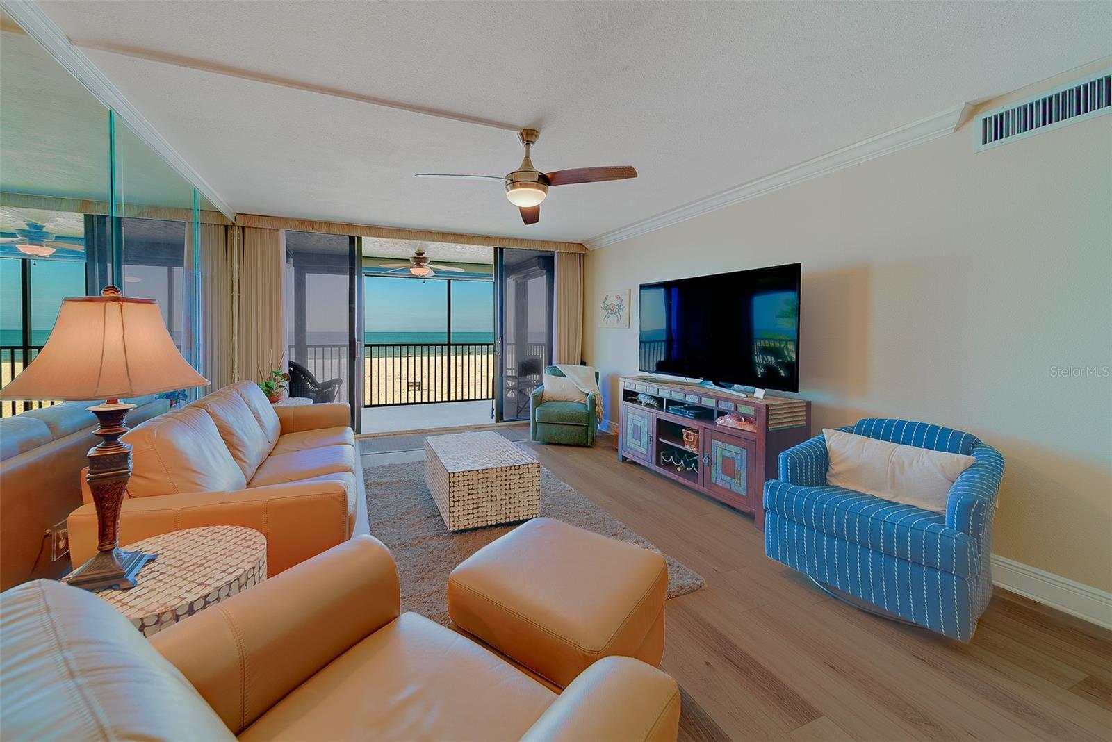 Image 17 of 58 For 18304 Gulf Boulevard 102