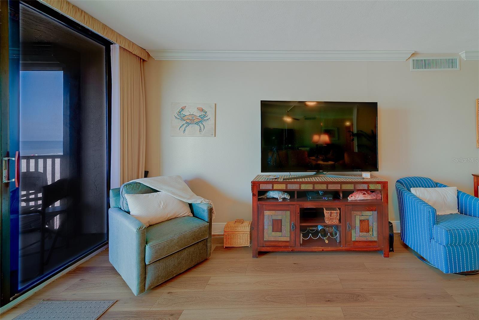 Image 20 of 58 For 18304 Gulf Boulevard 102