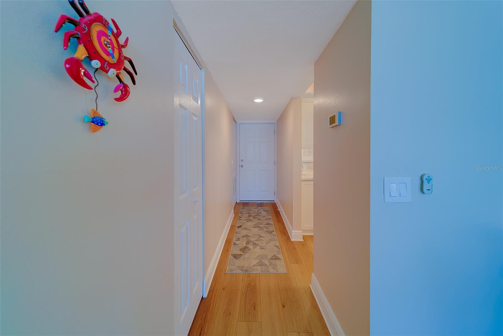 Image 6 of 58 For 18304 Gulf Boulevard 102