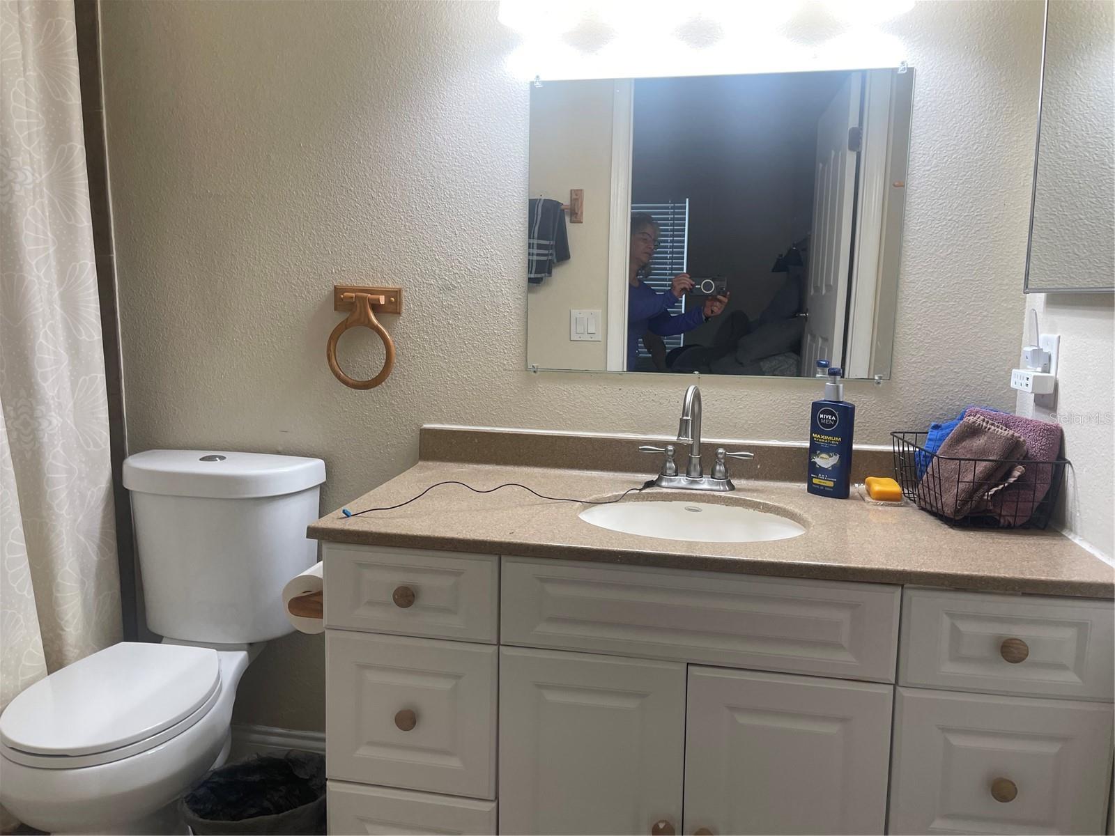 Image 14 of 26 For 9481 Highland Oak Drive 1404