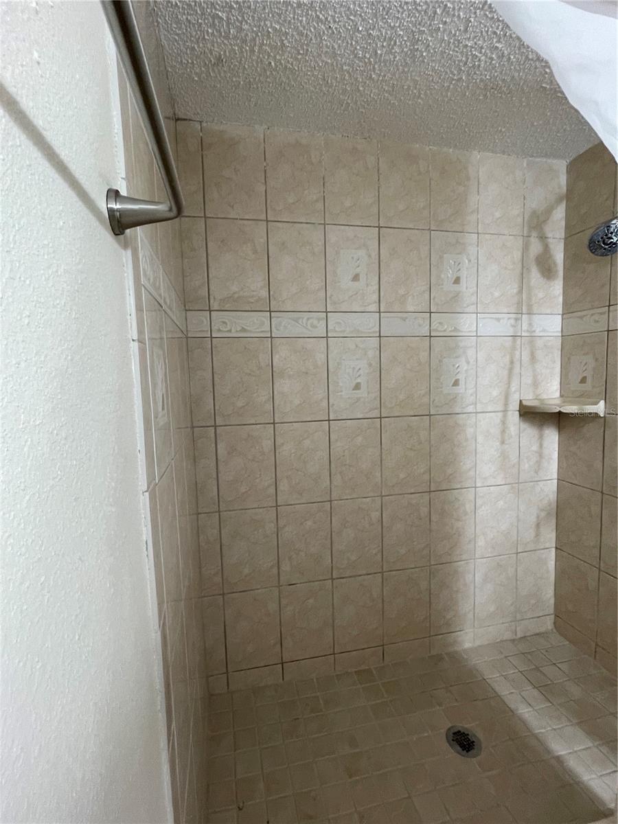 Image 18 of 26 For 9481 Highland Oak Drive 1404