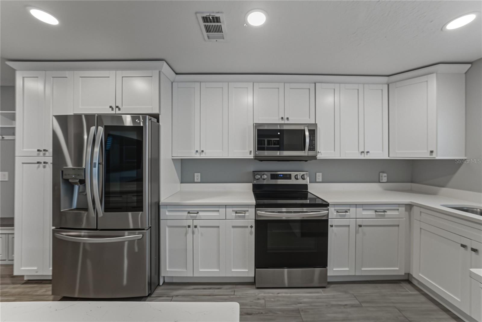 Image 44 of 49 For 7616 Sherrill Street