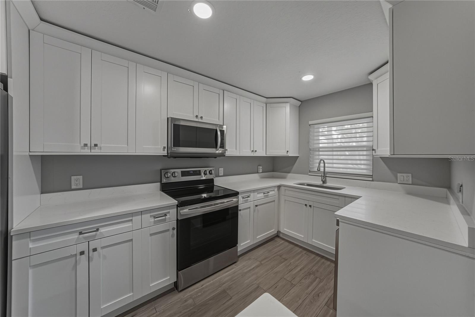 Image 7 of 49 For 7616 Sherrill Street