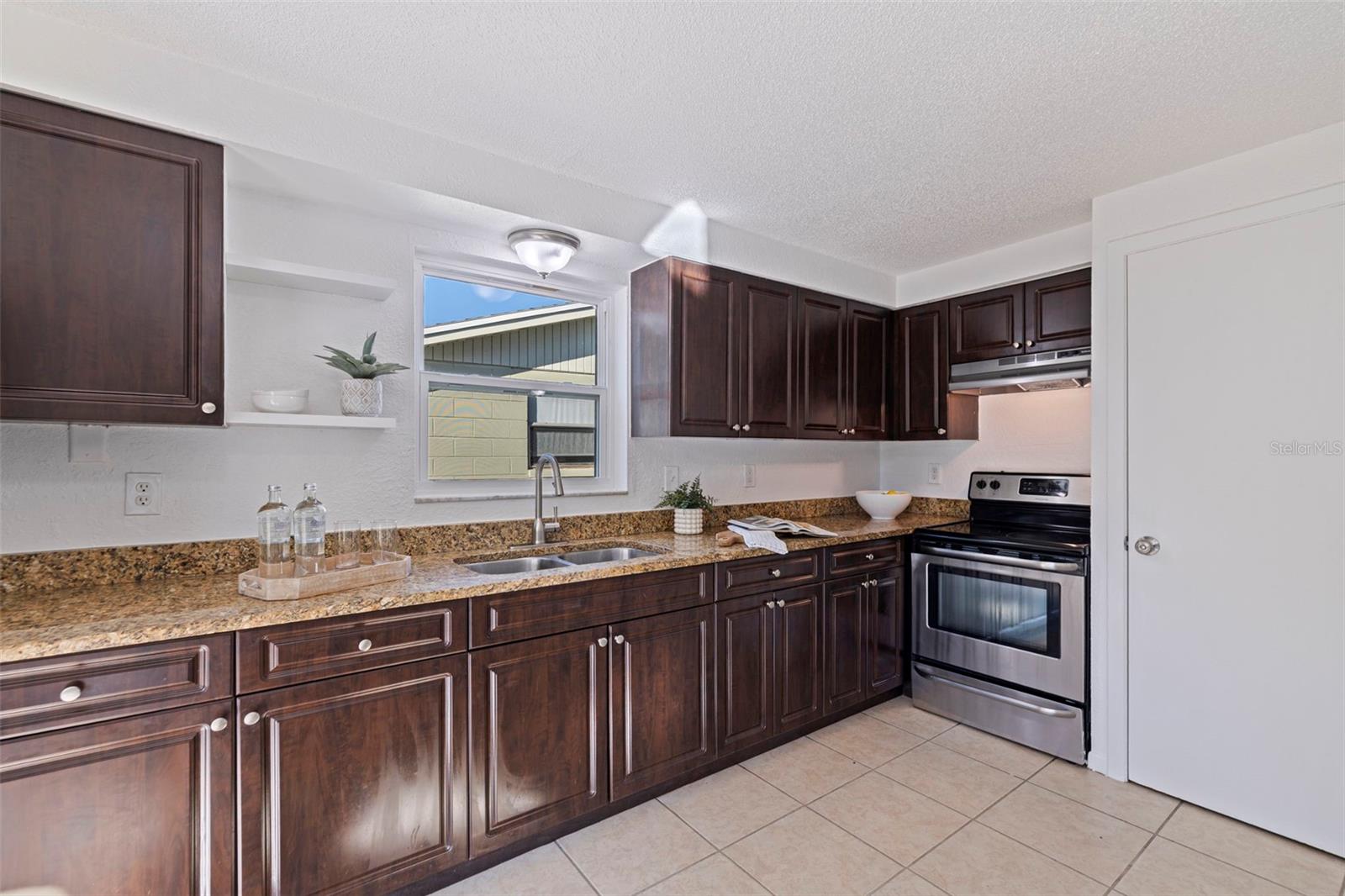 Image 8 of 21 For 5514 146th Terrace N