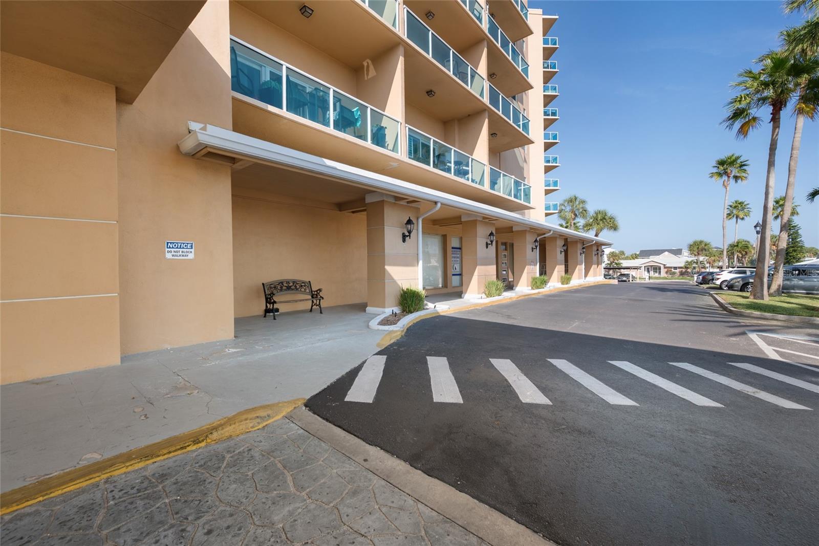 Image 40 of 46 For 880 Mandalay Avenue S405