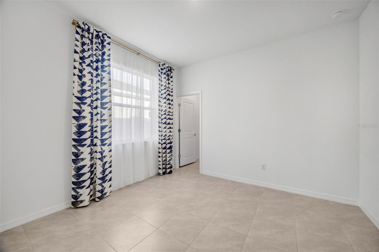 Image 35 of 58 For 2555 Bending Bonsai Drive