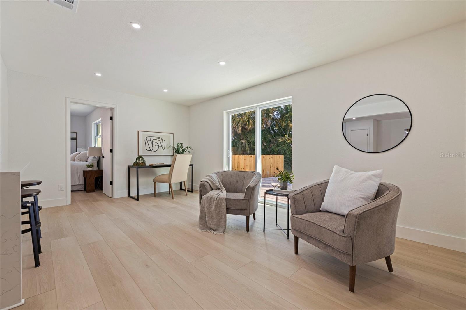 Image 17 of 45 For 6550 20th Street S