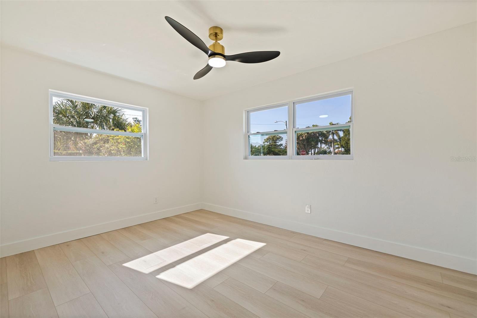 Image 31 of 45 For 6550 20th Street S