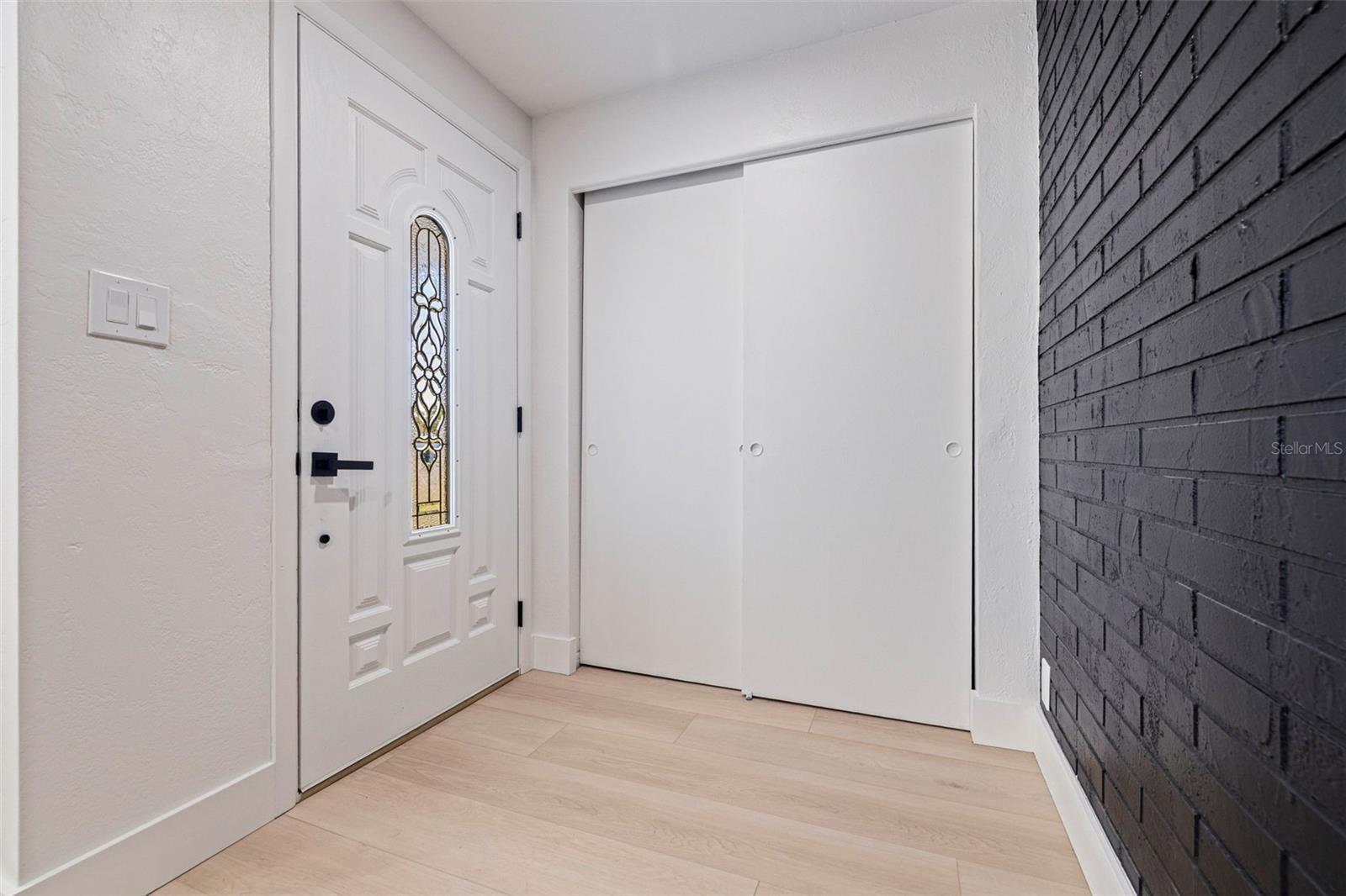 Image 6 of 45 For 6550 20th Street S