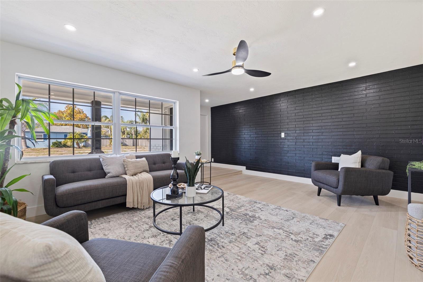 Image 7 of 45 For 6550 20th Street S