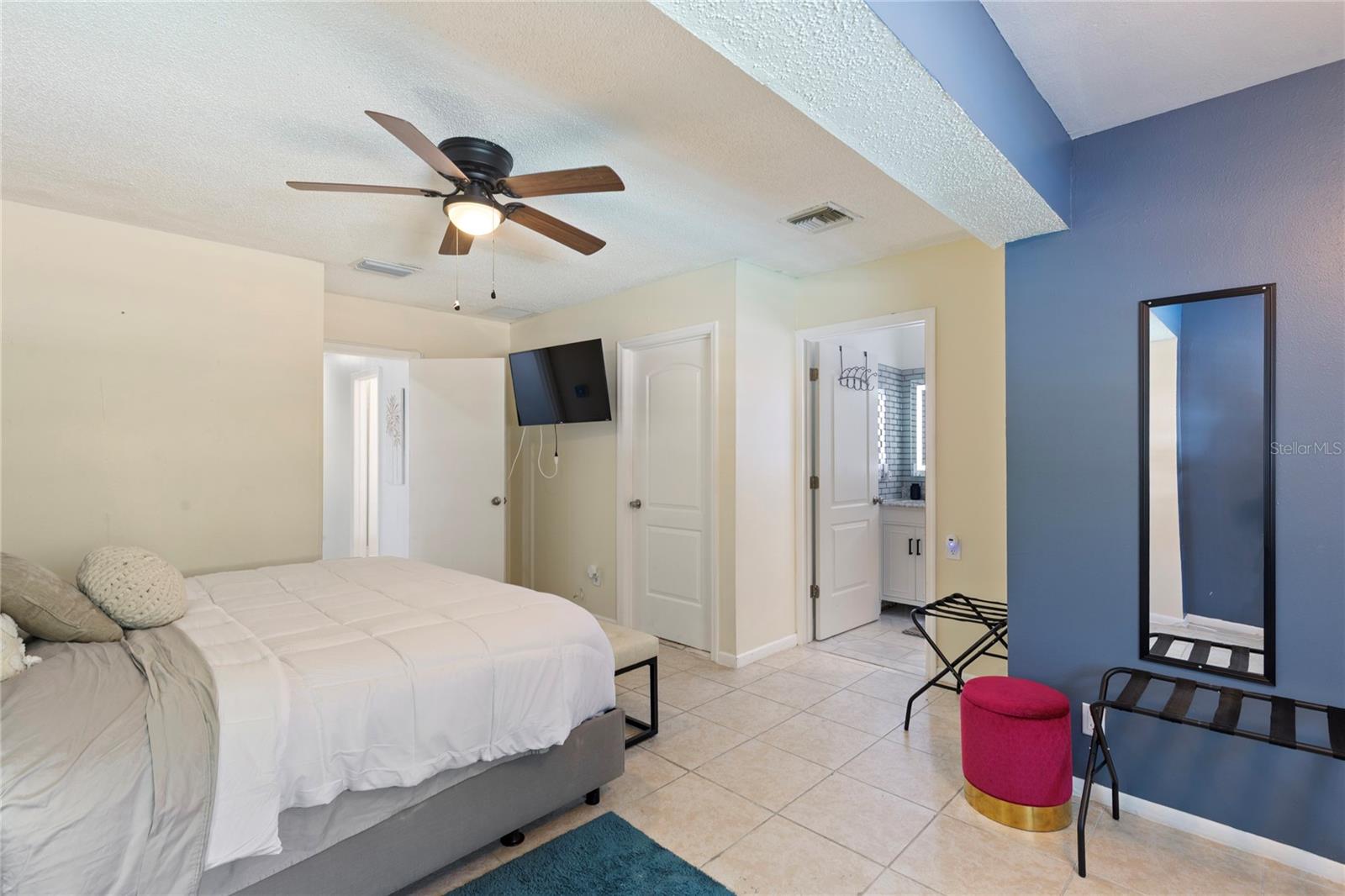 Image 25 of 49 For 7301 Twelve Oaks Boulevard