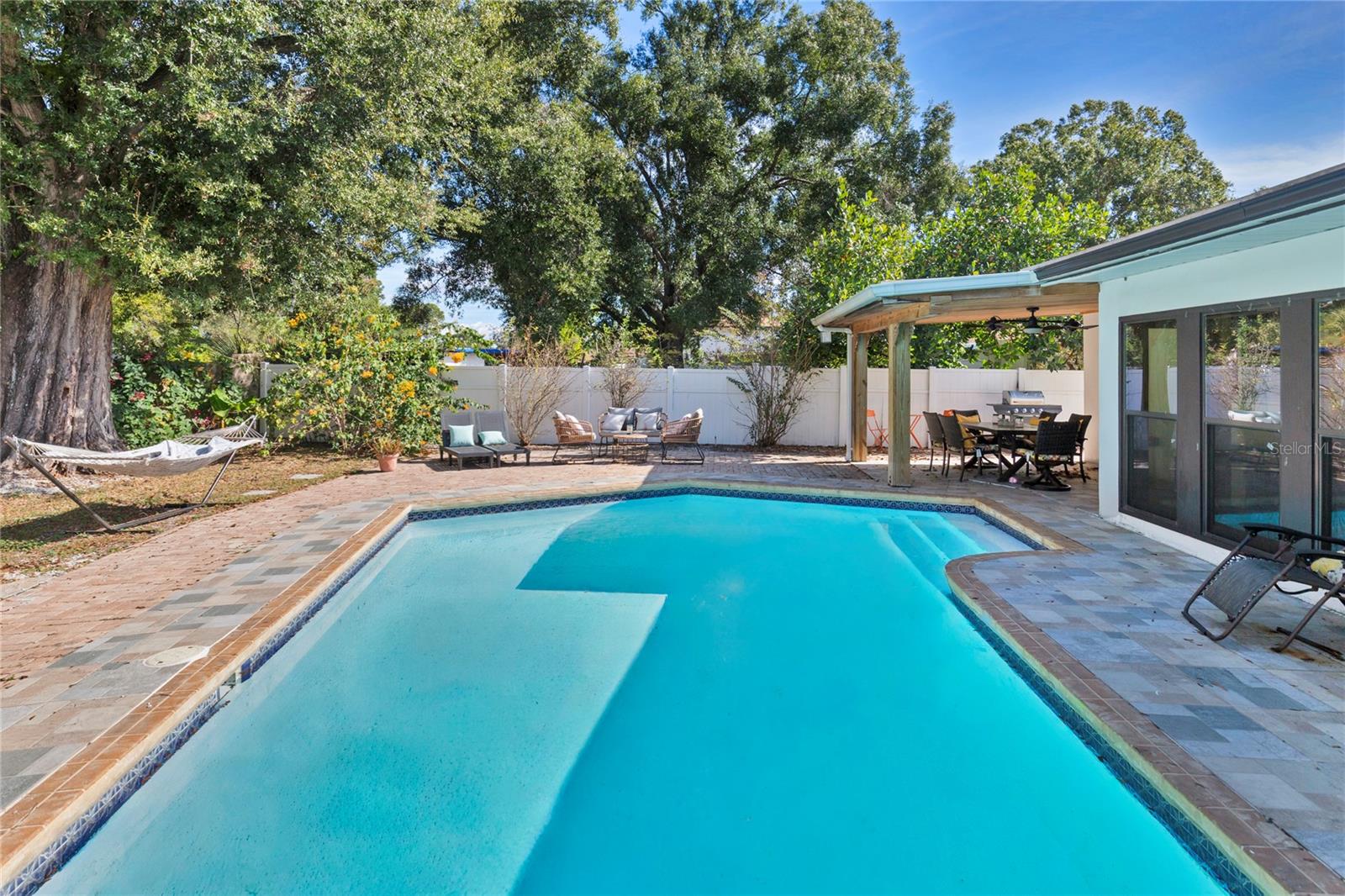 Image 3 of 49 For 7301 Twelve Oaks Boulevard