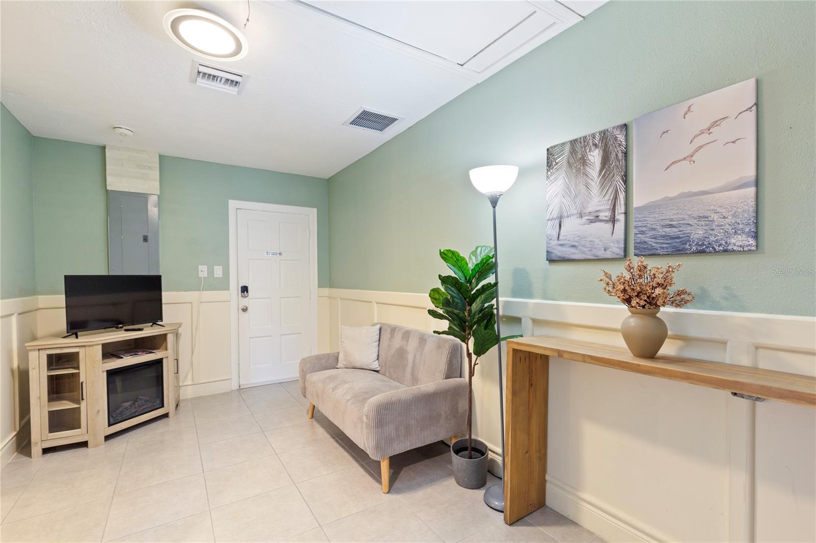 Image 35 of 49 For 7301 Twelve Oaks Boulevard