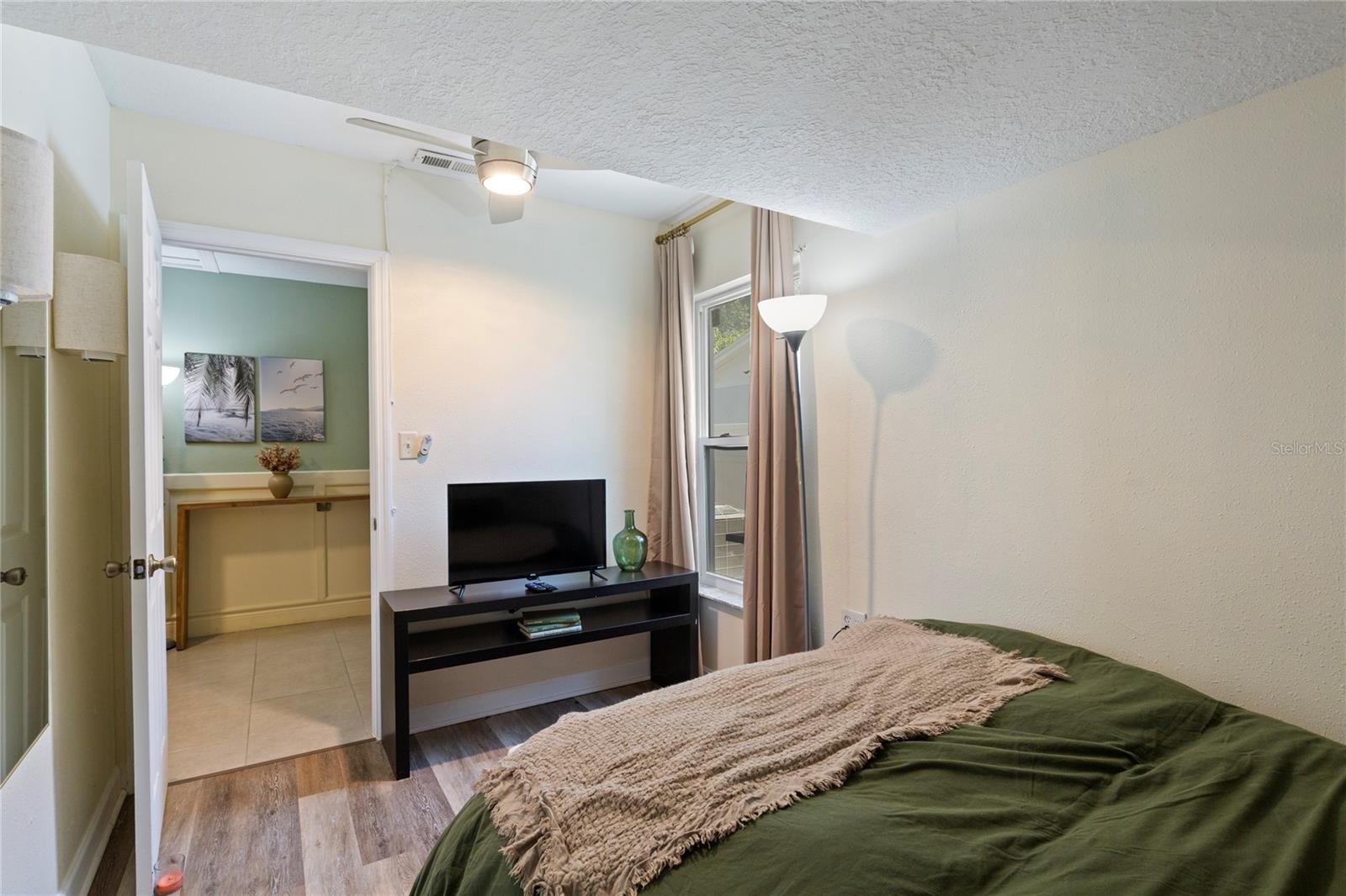 Image 37 of 49 For 7301 Twelve Oaks Boulevard