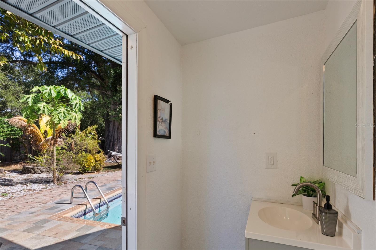 Image 43 of 49 For 7301 Twelve Oaks Boulevard