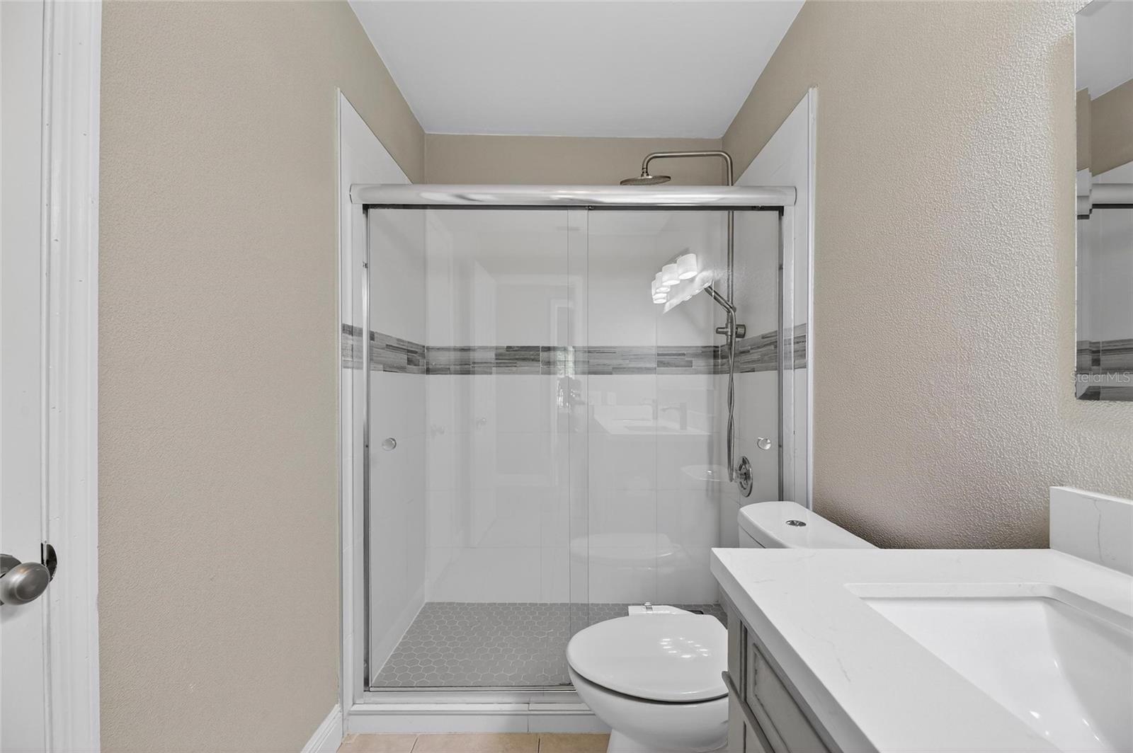 Image 38 of 97 For 2008 58th Street