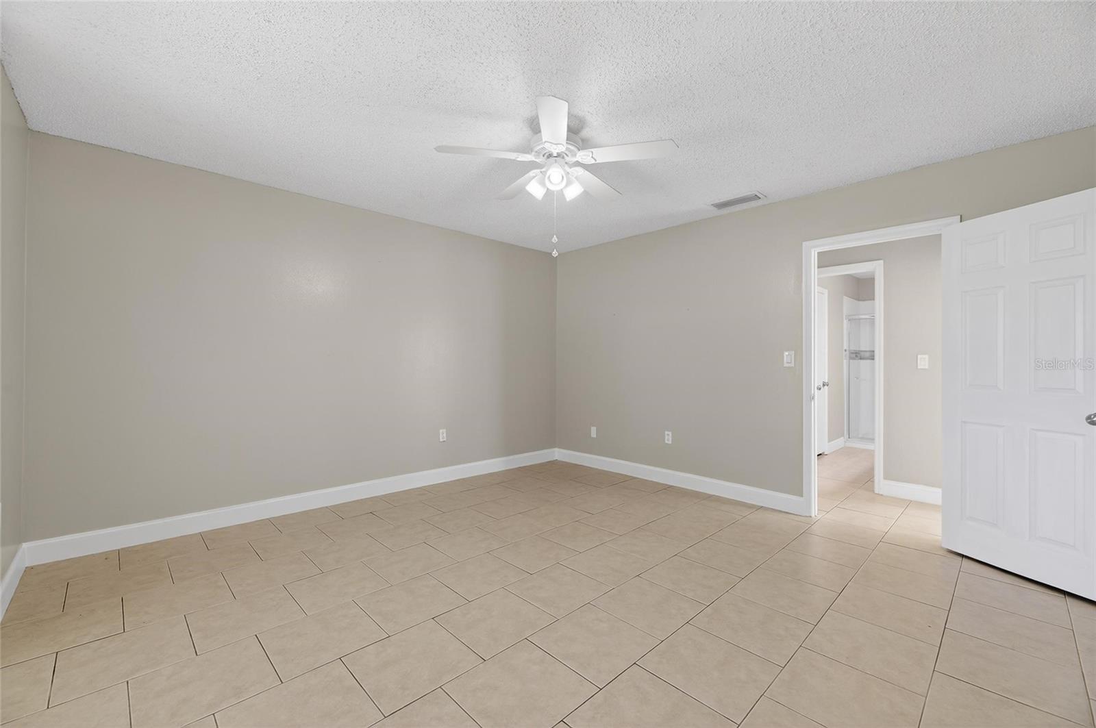 Image 44 of 97 For 2008 58th Street