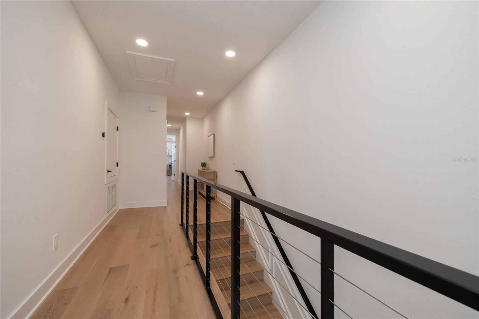 Image 18 of 50 For 372 Larboard Way