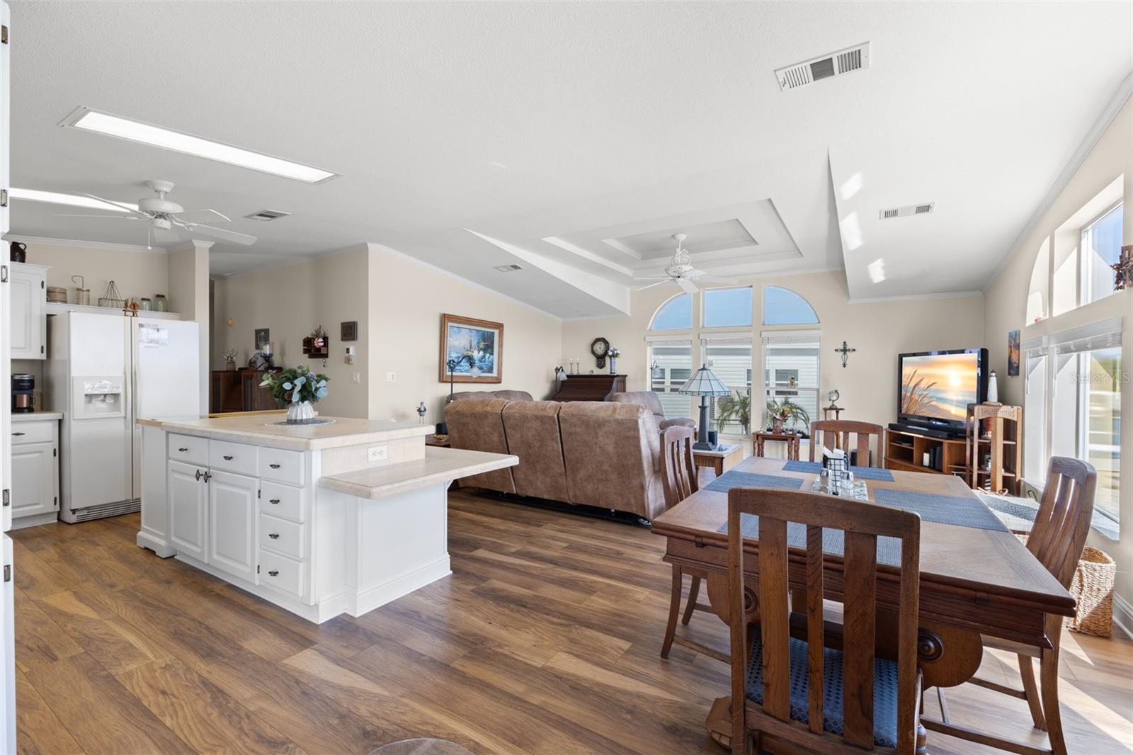 Image 15 of 37 For 7013 Mount Piney Road Ne 724