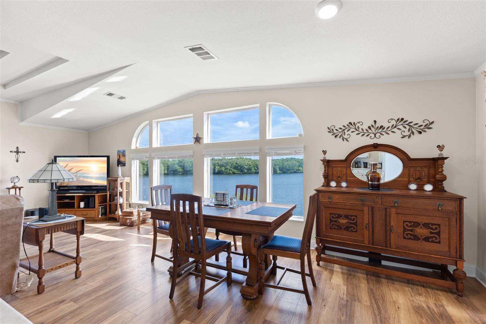 Image 3 of 37 For 7013 Mount Piney Road Ne 724