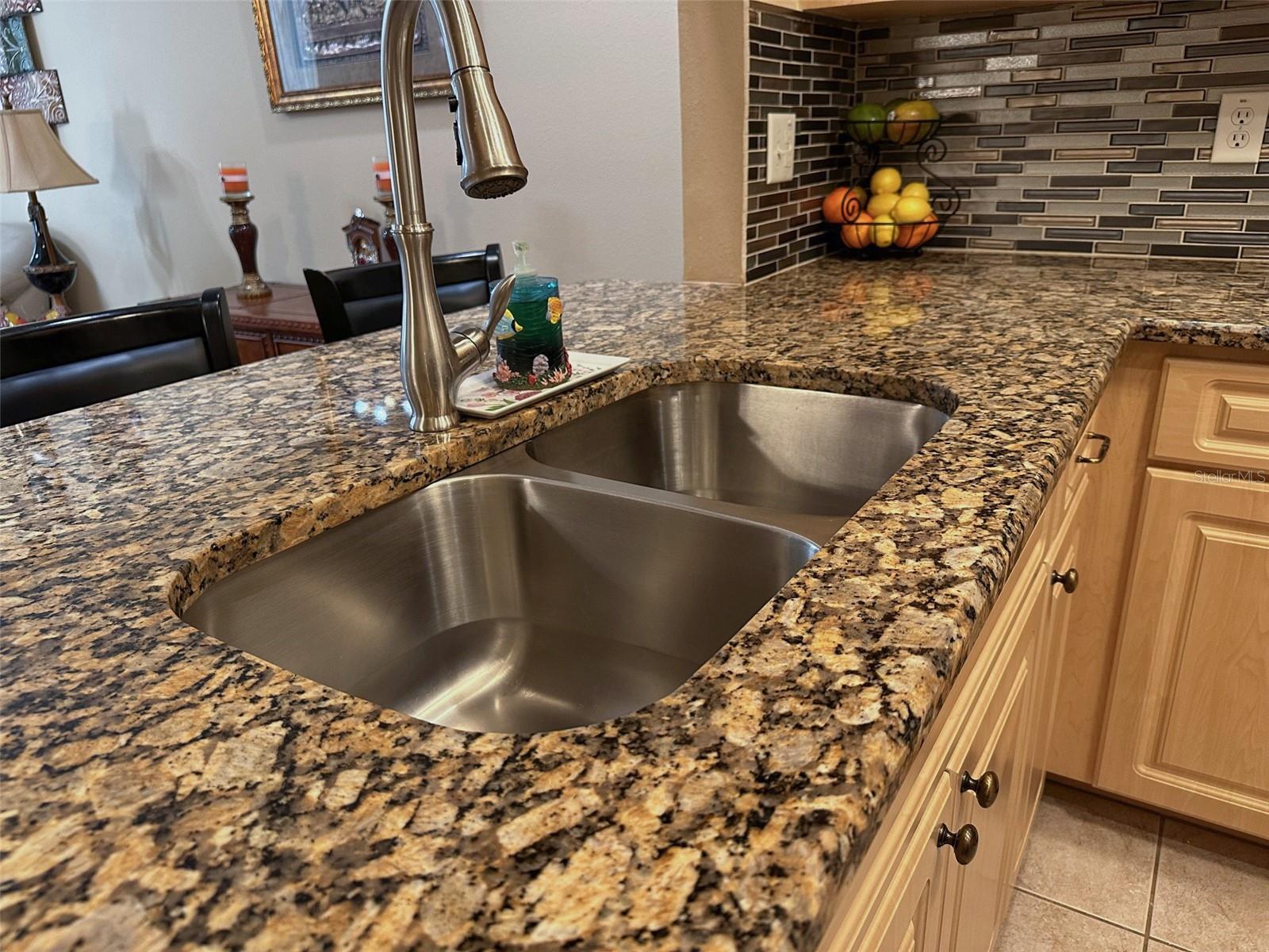 Image 14 of 67 For 12411 Cavalier Court