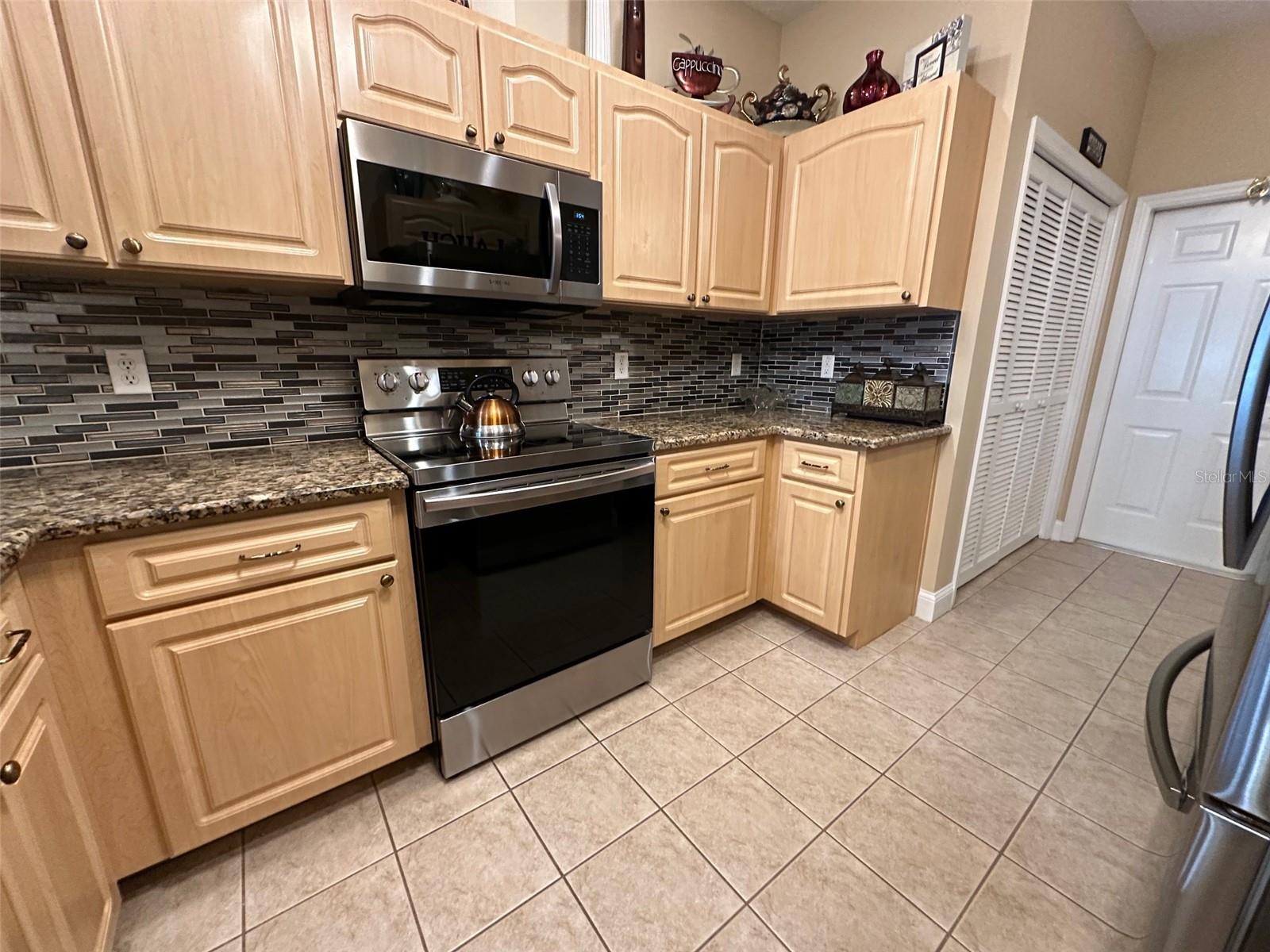 Image 6 of 67 For 12411 Cavalier Court