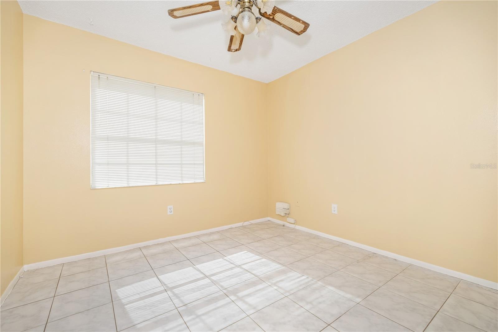 Image 10 of 22 For 8530 Renald Boulevard