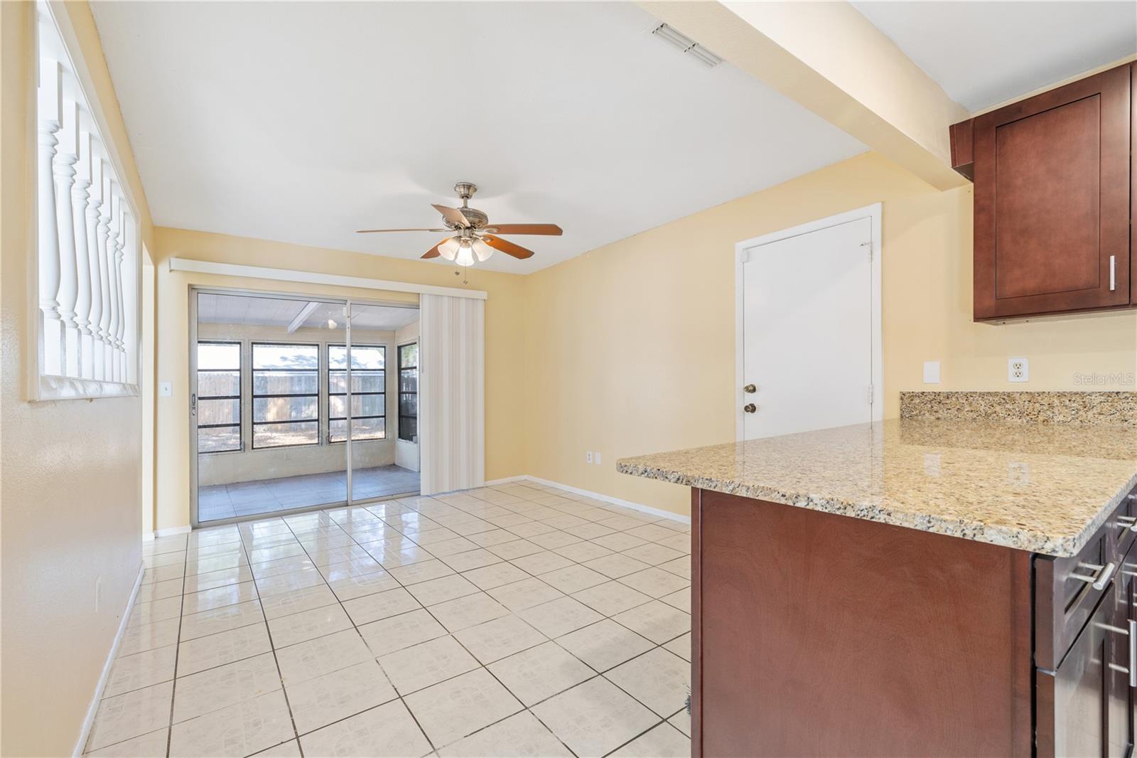 Image 8 of 22 For 8530 Renald Boulevard