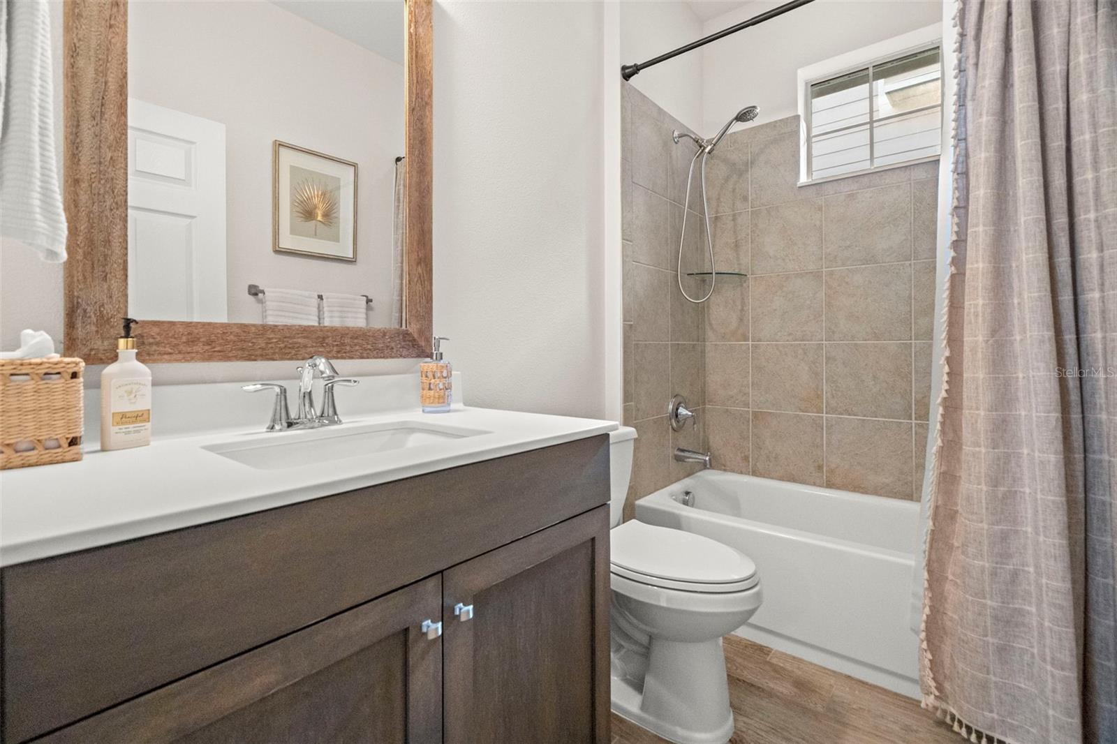 Listing photo id 23 for 3500 Cowart Street