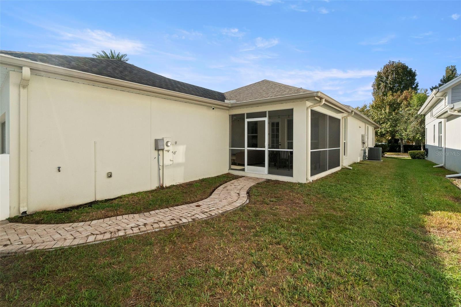 Listing photo id 30 for 3500 Cowart Street