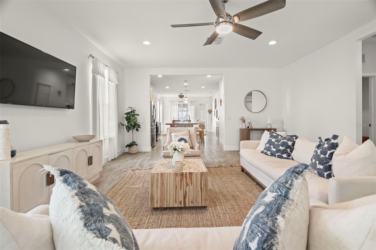 Listing photo id 2 for 3500 Cowart Street