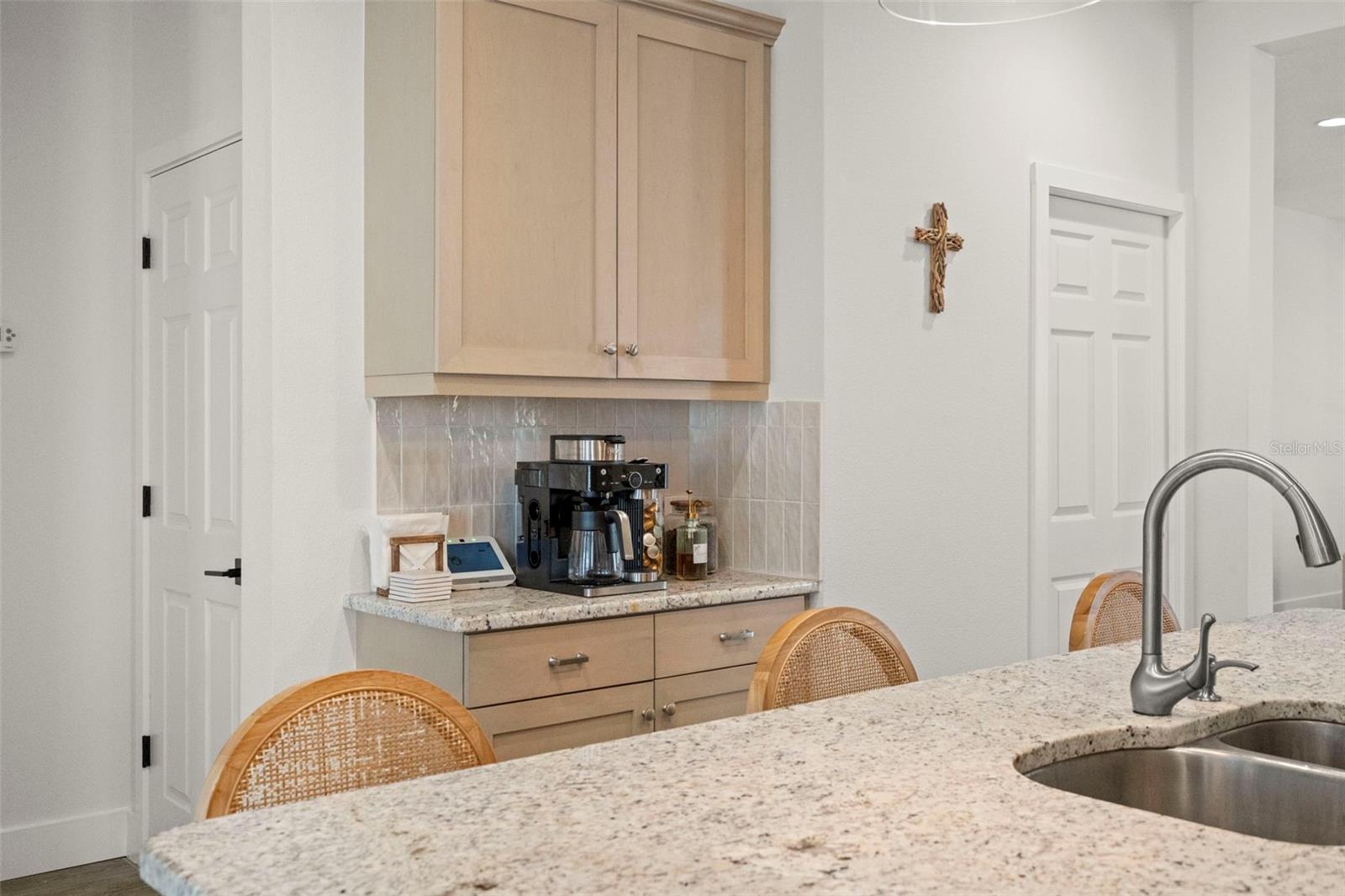 Listing photo id 7 for 3500 Cowart Street