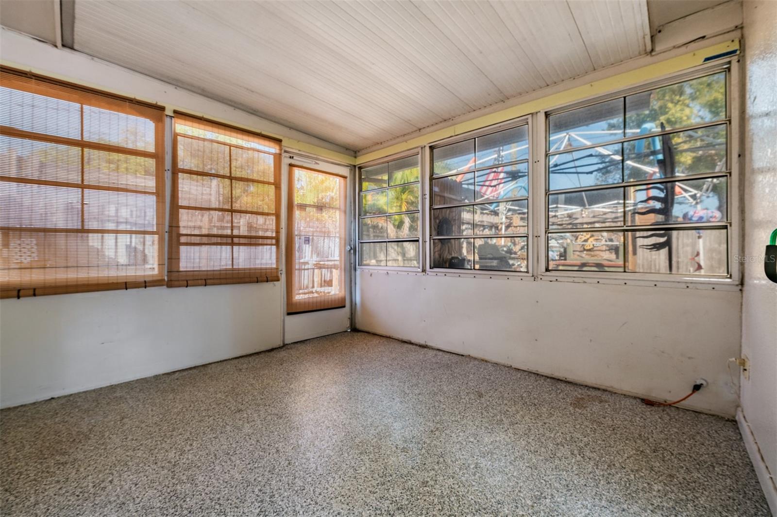 Image 16 of 26 For 2208 Coit Road