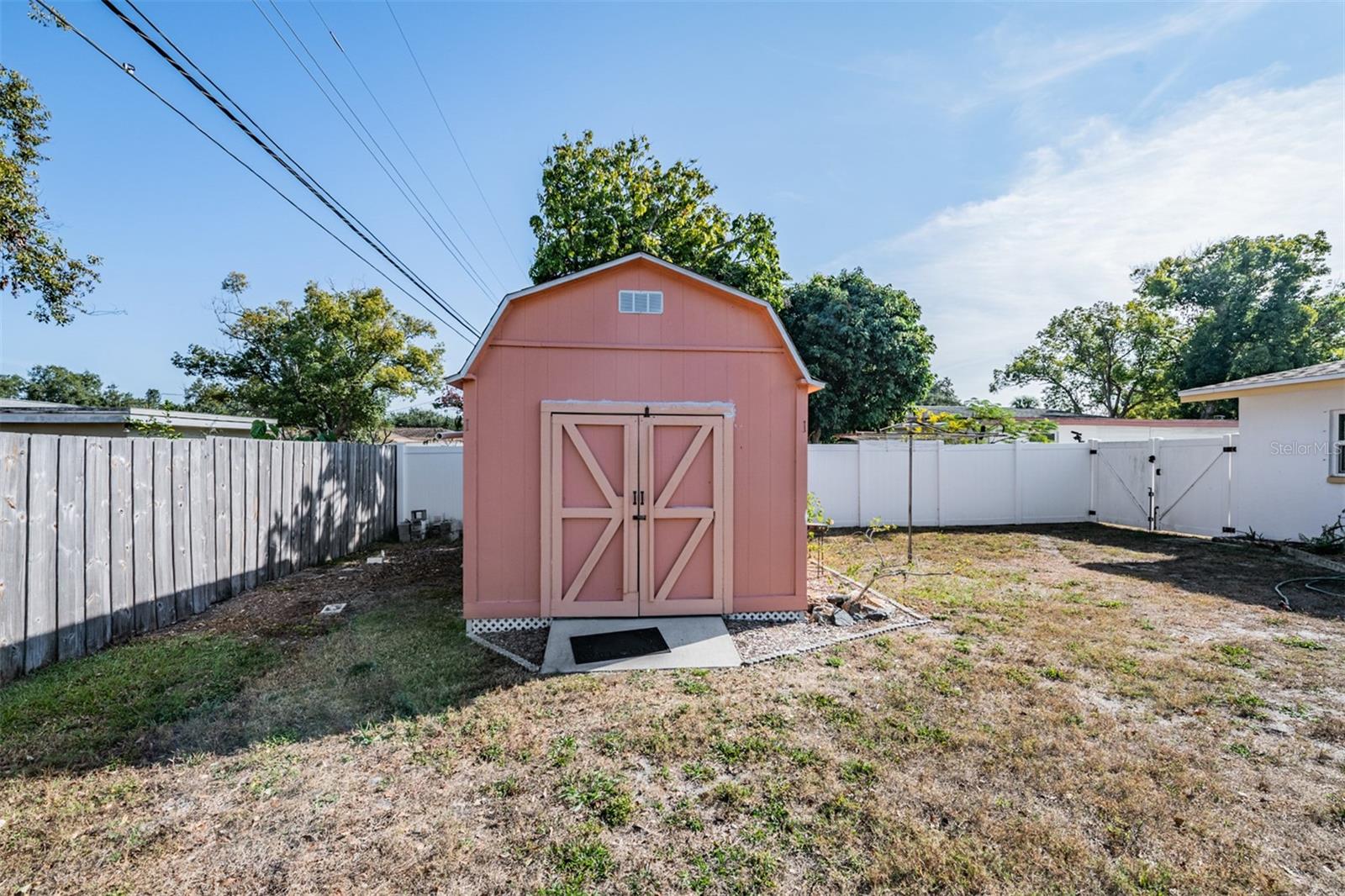 Image 18 of 26 For 2208 Coit Road