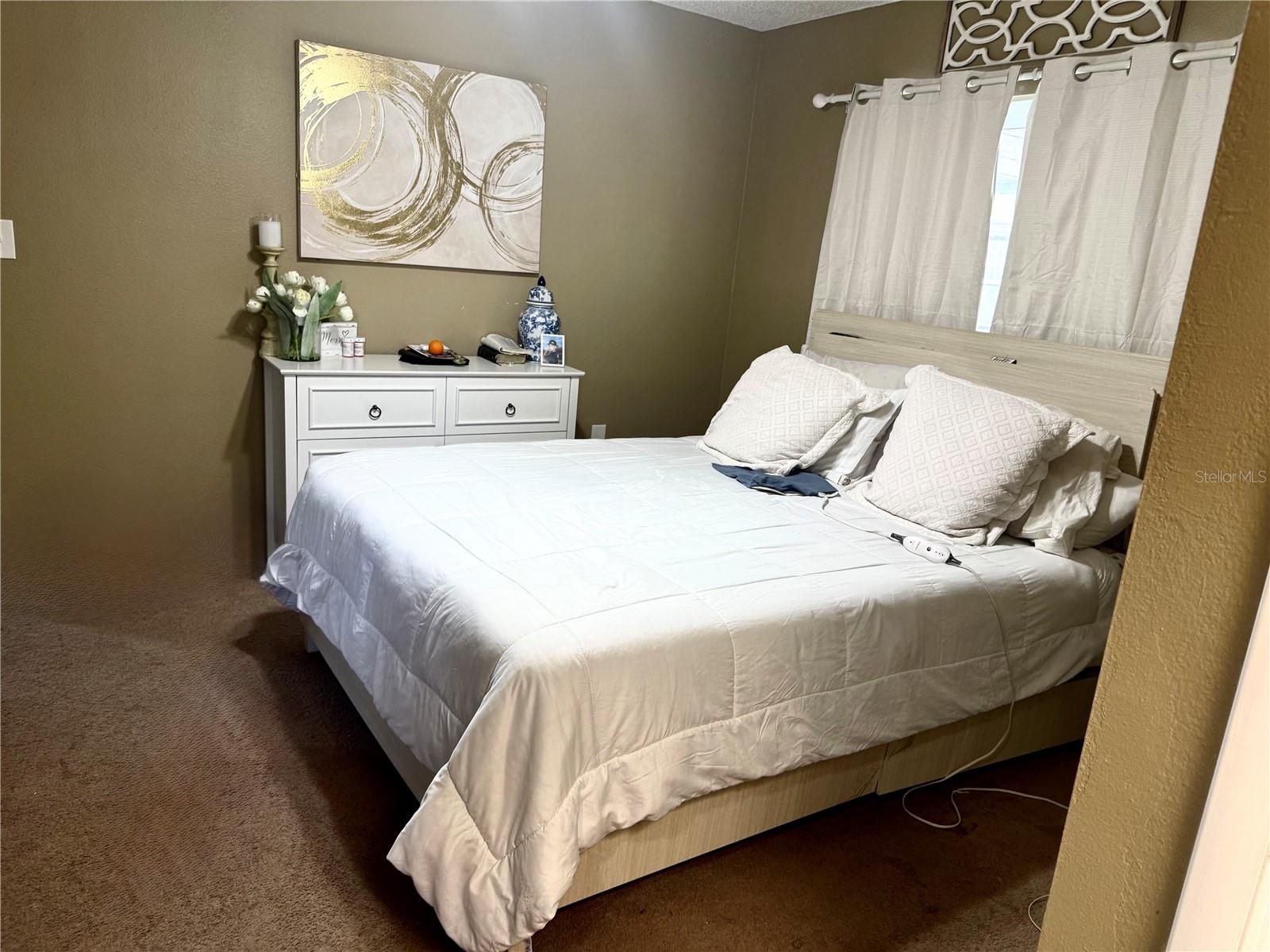 Image 13 of 23 For 2287 Amherst Avenue