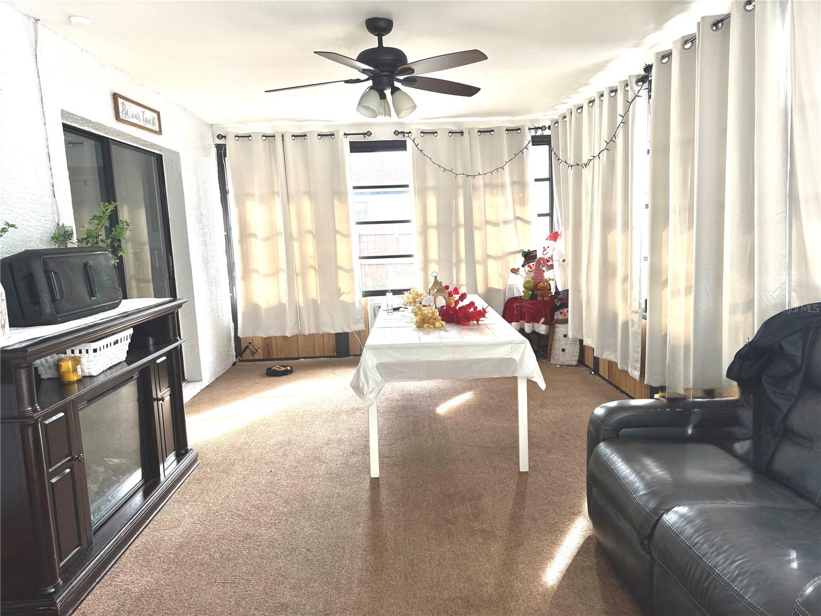 Image 15 of 23 For 2287 Amherst Avenue