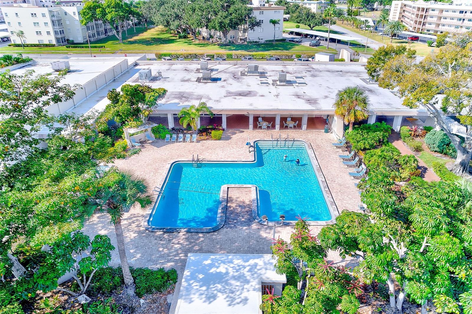 Image 33 of 44 For 6070 80th Street N 415