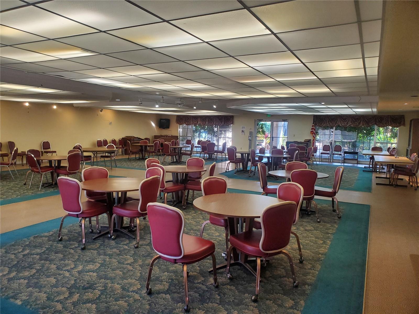 Image 38 of 44 For 6070 80th Street N 415