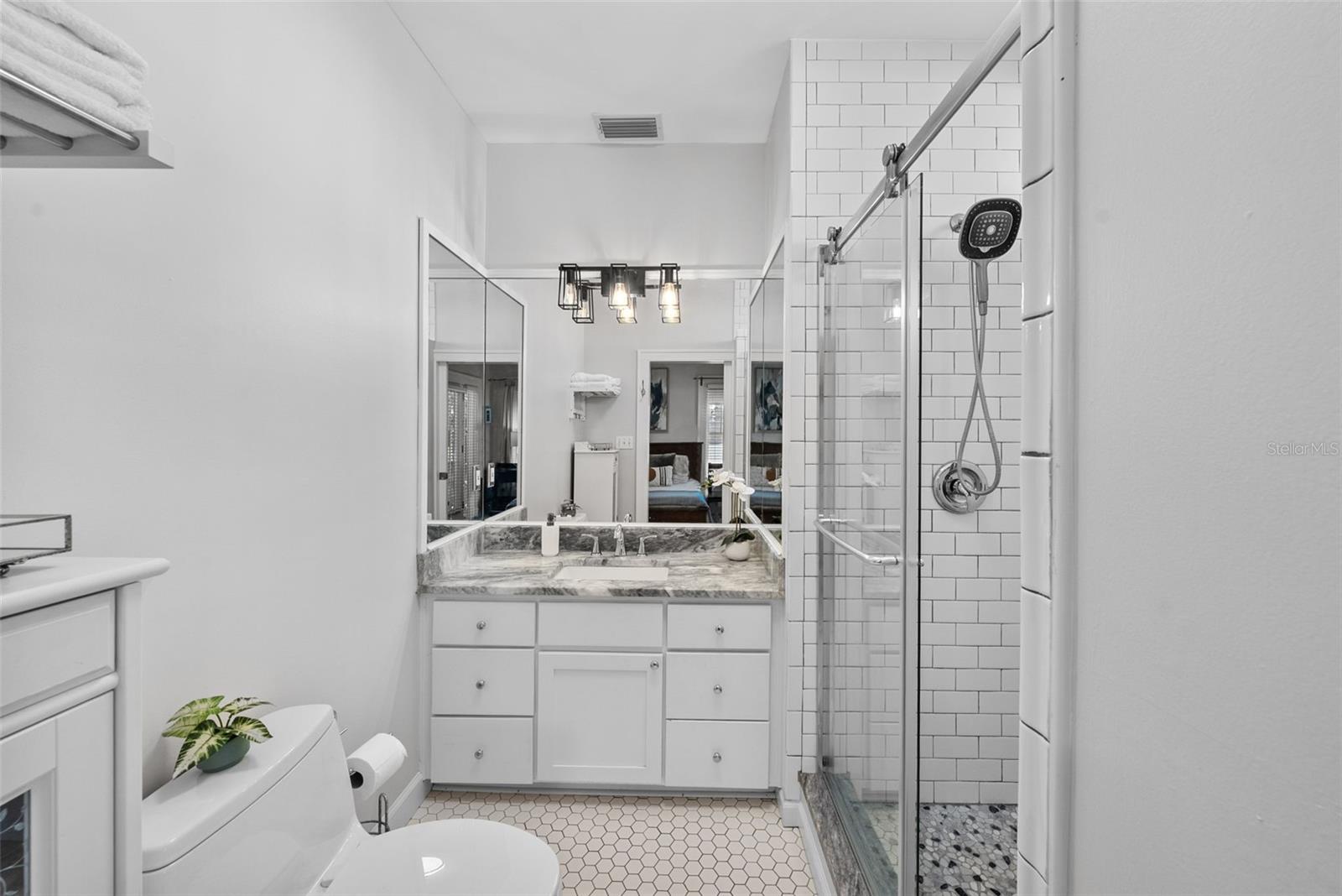 Image 20 of 36 For 3009 San Rafael Street