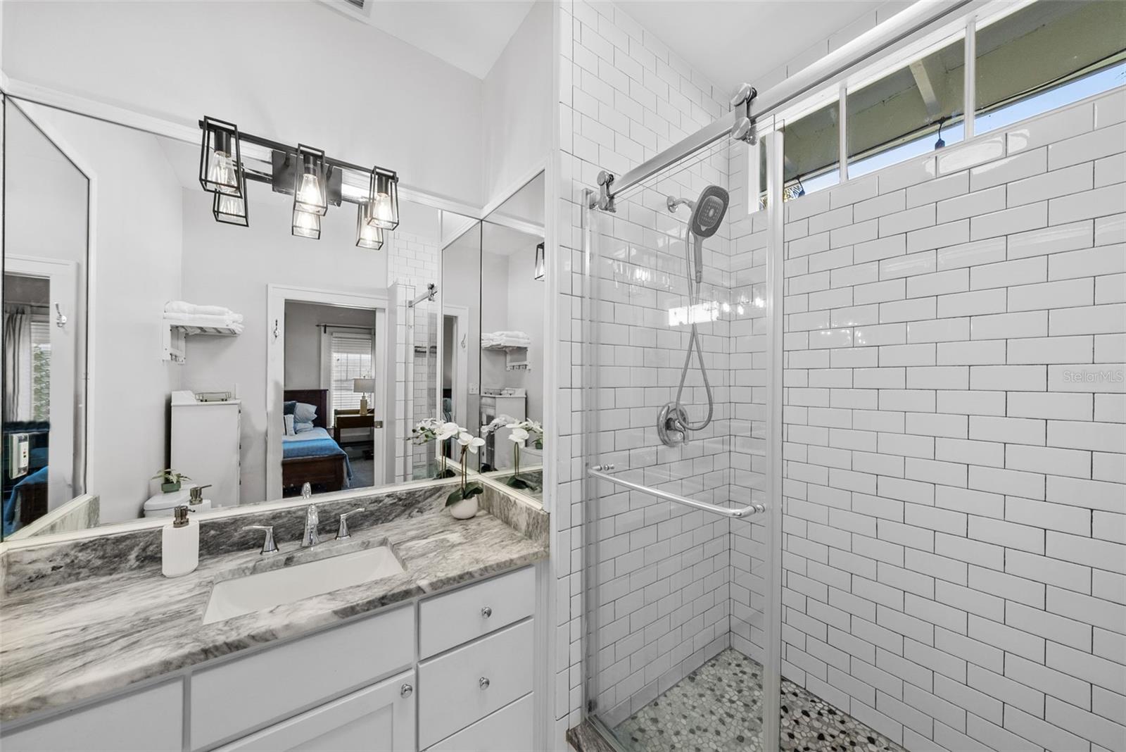 Image 21 of 36 For 3009 San Rafael Street