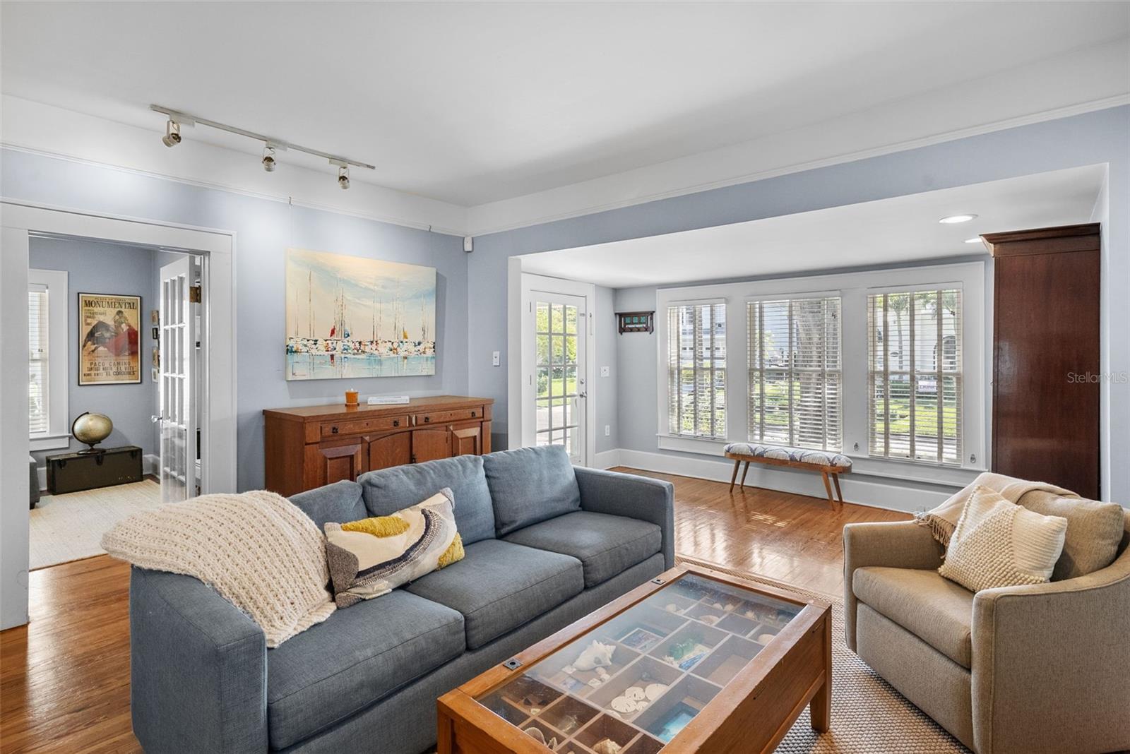 Image 6 of 36 For 3009 San Rafael Street