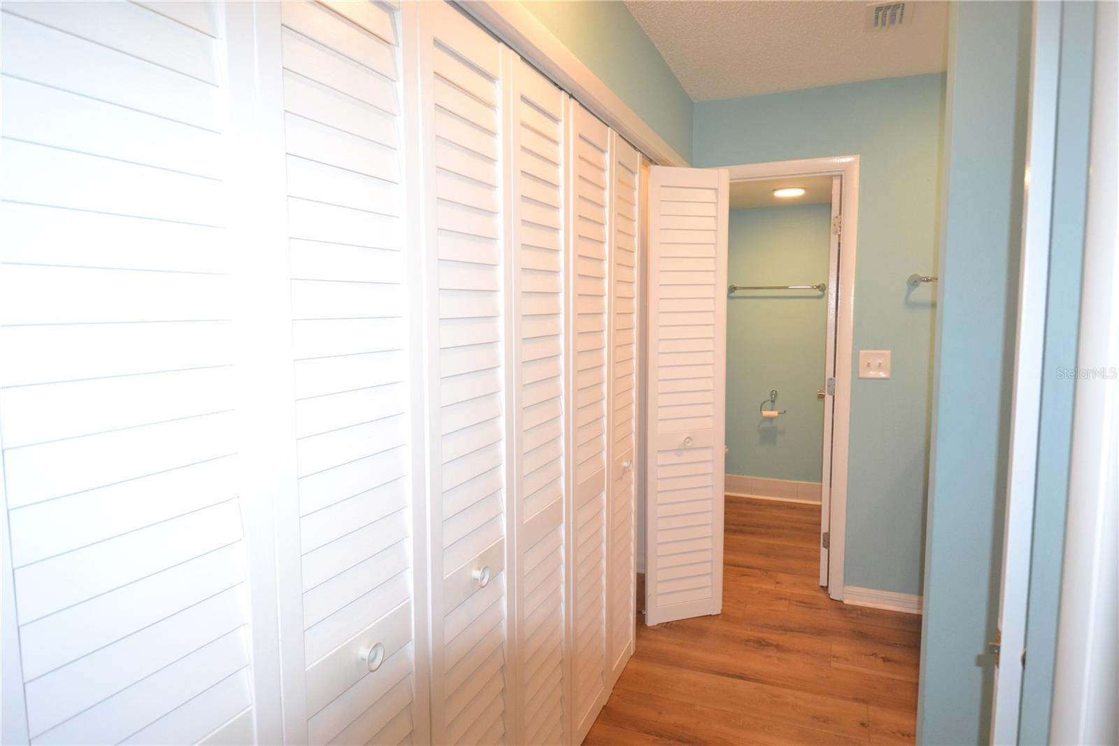 Image 20 of 50 For 40 Gretchen Court