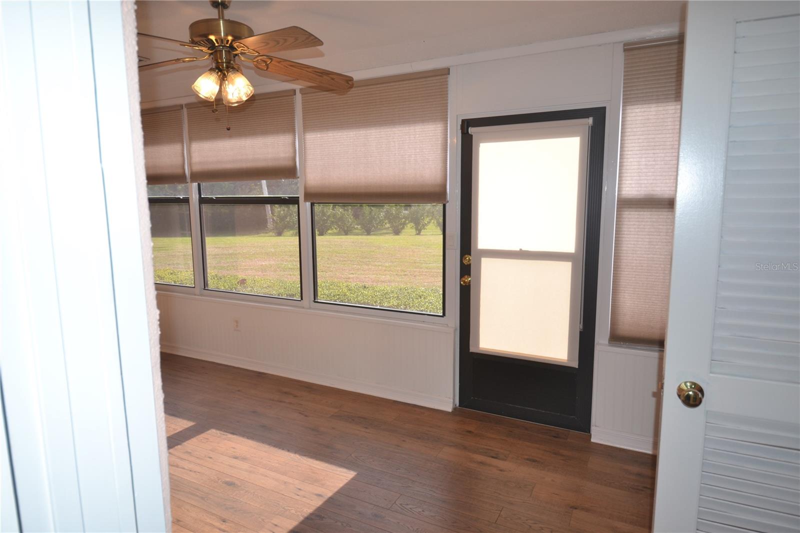 Image 28 of 50 For 40 Gretchen Court