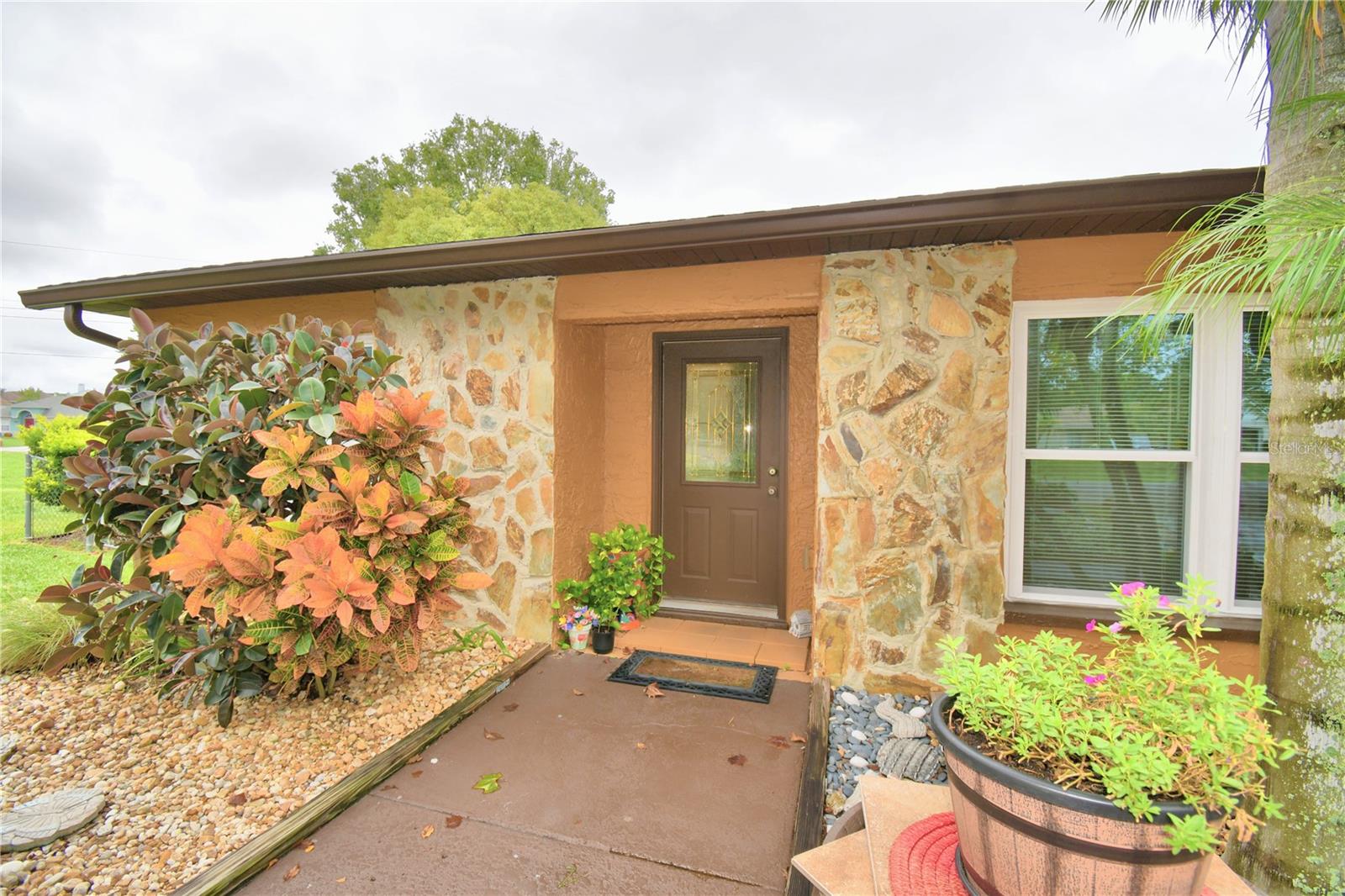 Image 2 of 84 For 3142 Valley High Drive