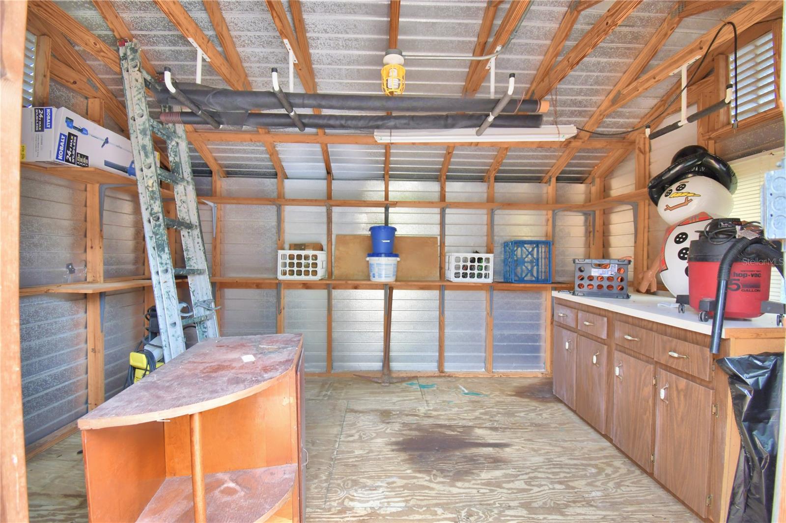 Image 27 of 84 For 3142 Valley High Drive