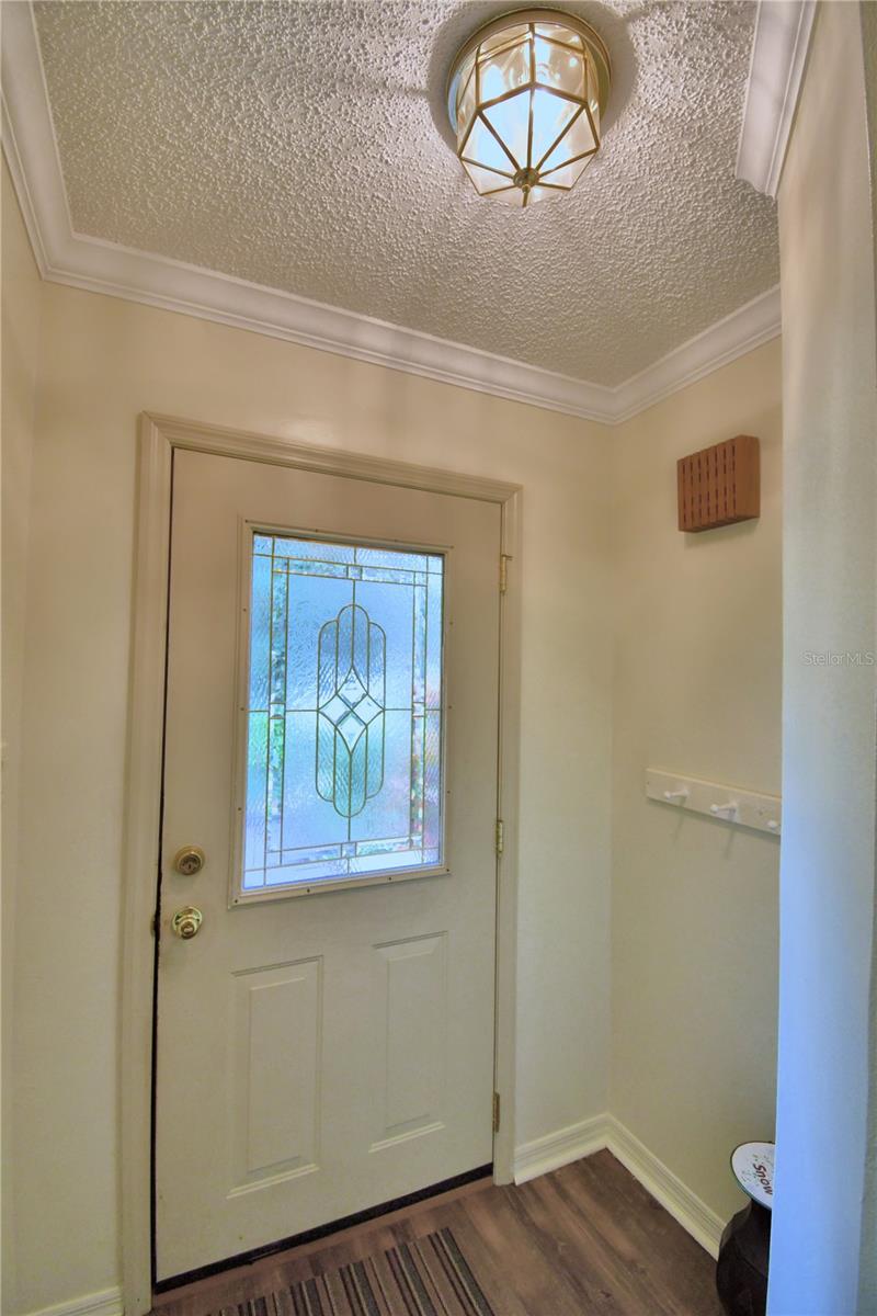 Image 33 of 84 For 3142 Valley High Drive