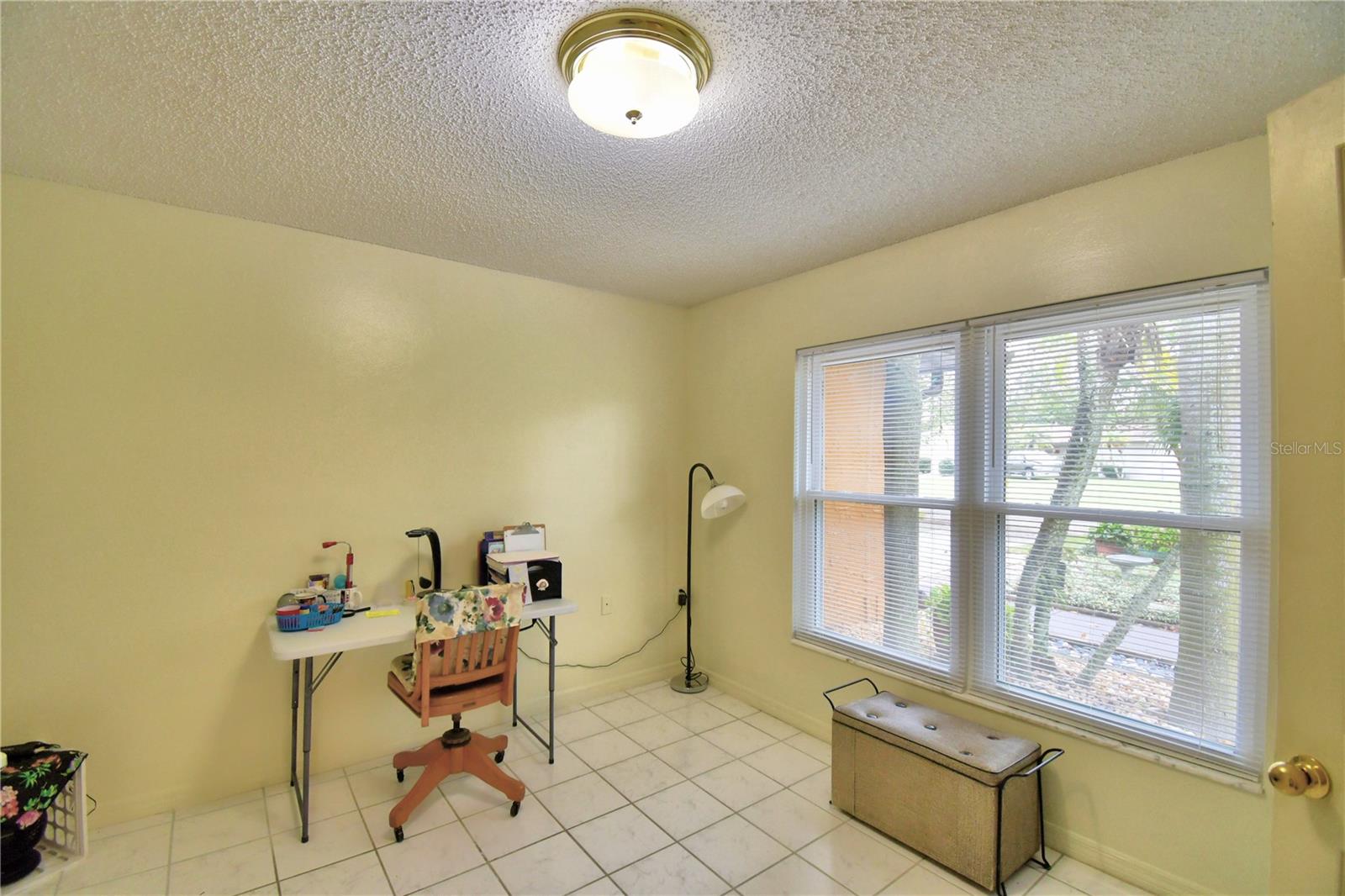 Image 38 of 84 For 3142 Valley High Drive