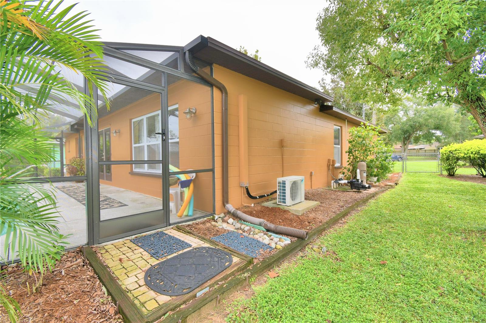 Image 44 of 84 For 3142 Valley High Drive