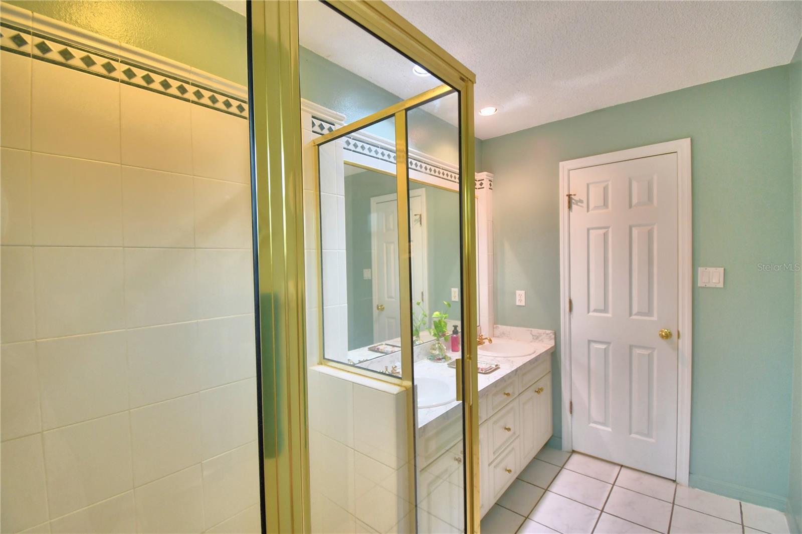 Image 45 of 84 For 3142 Valley High Drive