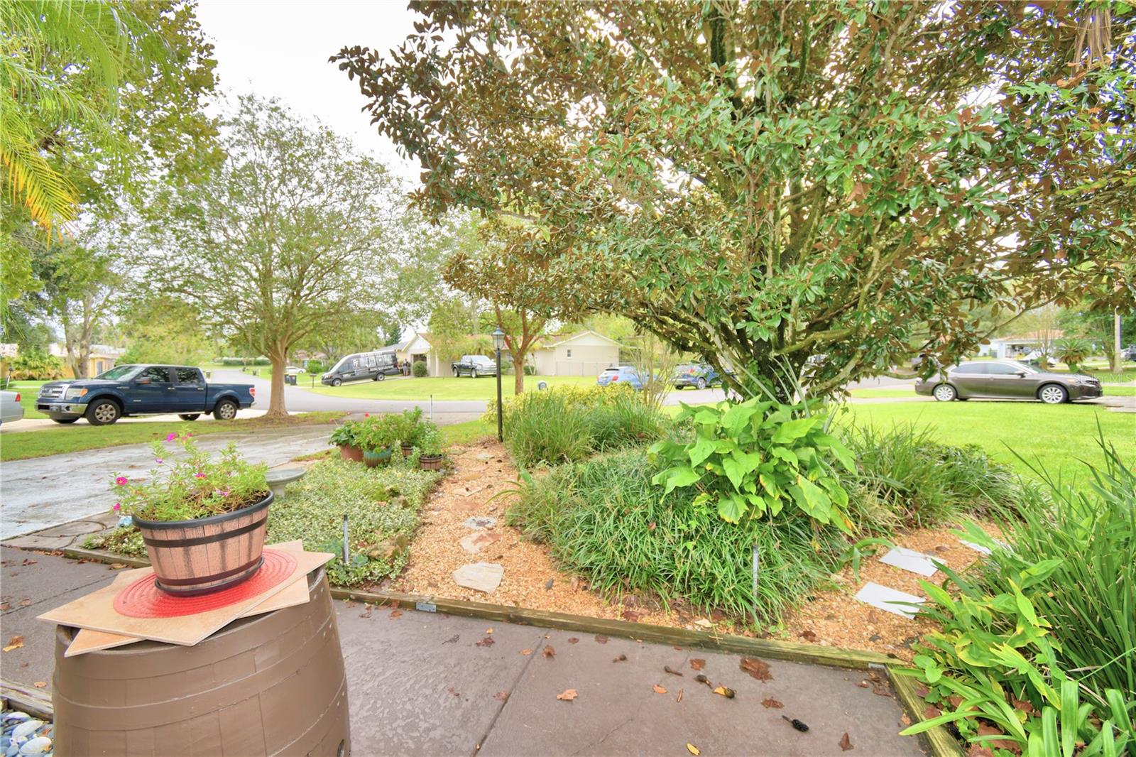 Image 56 of 84 For 3142 Valley High Drive